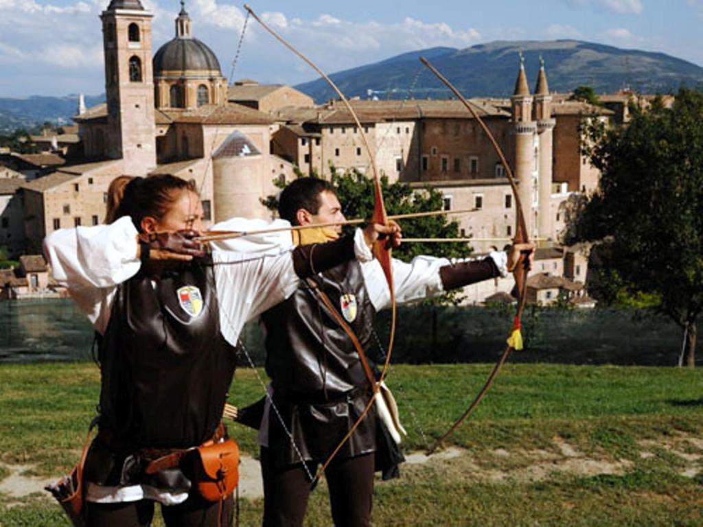 Ca' Perucci Pensionat Urbino Exteriör bild