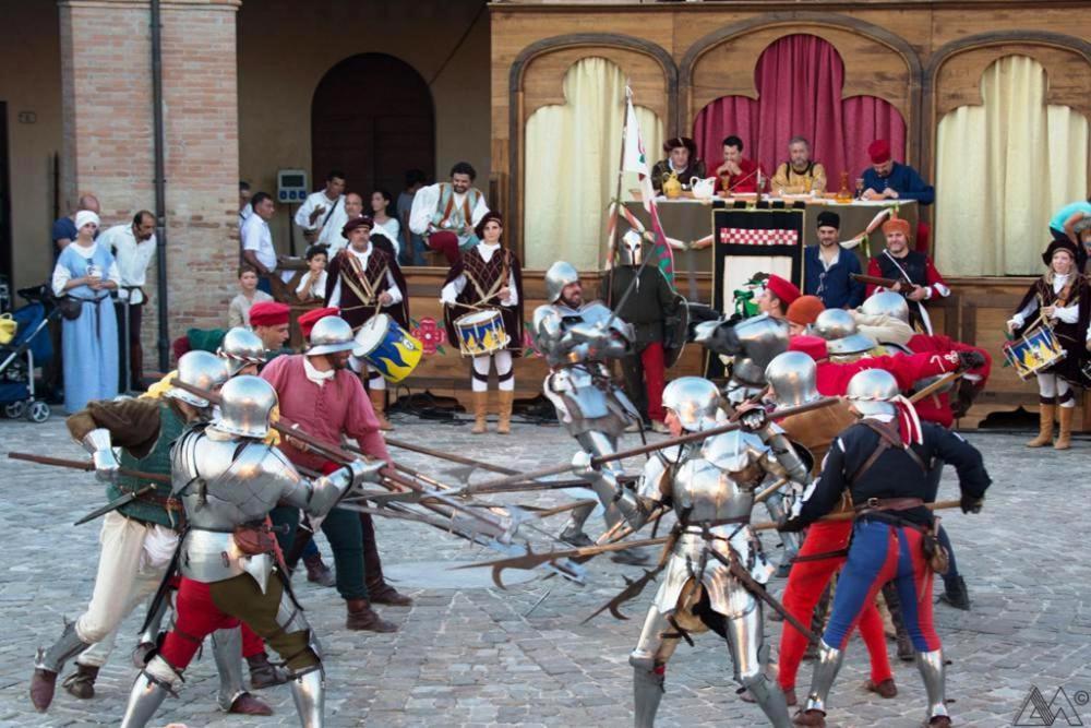 Ca' Perucci Pensionat Urbino Exteriör bild